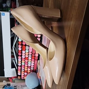 Nine West pumps